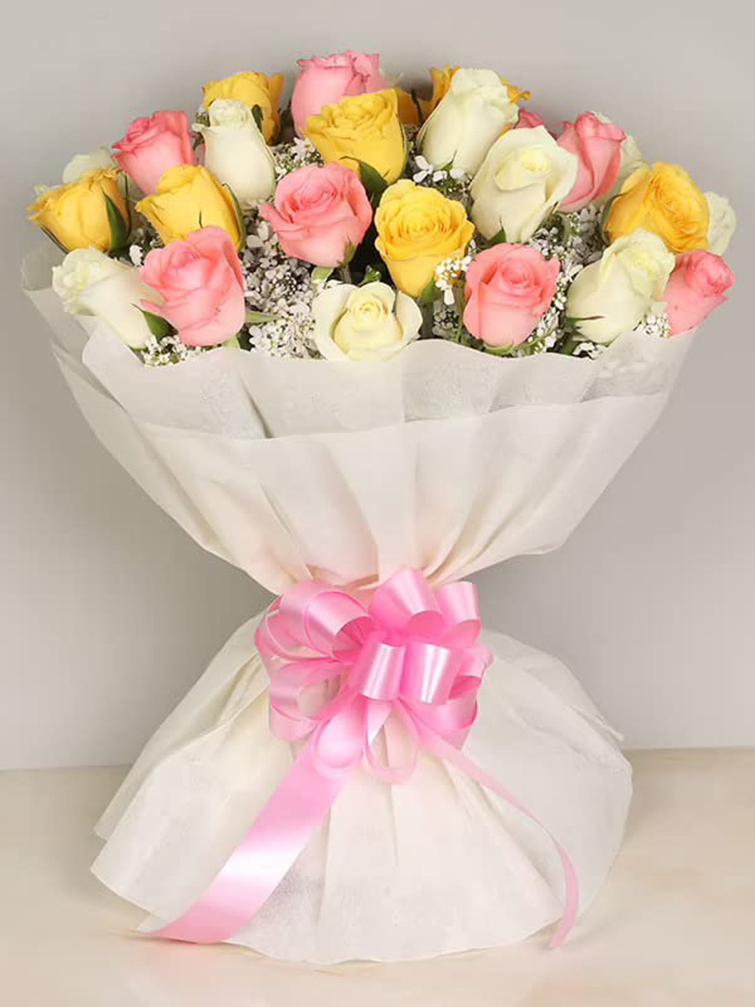 

Floweraura 30-Pcs Yellow & Pink Mixed Rose Fresh Live Flowers Bouquet With Wrapping Paper