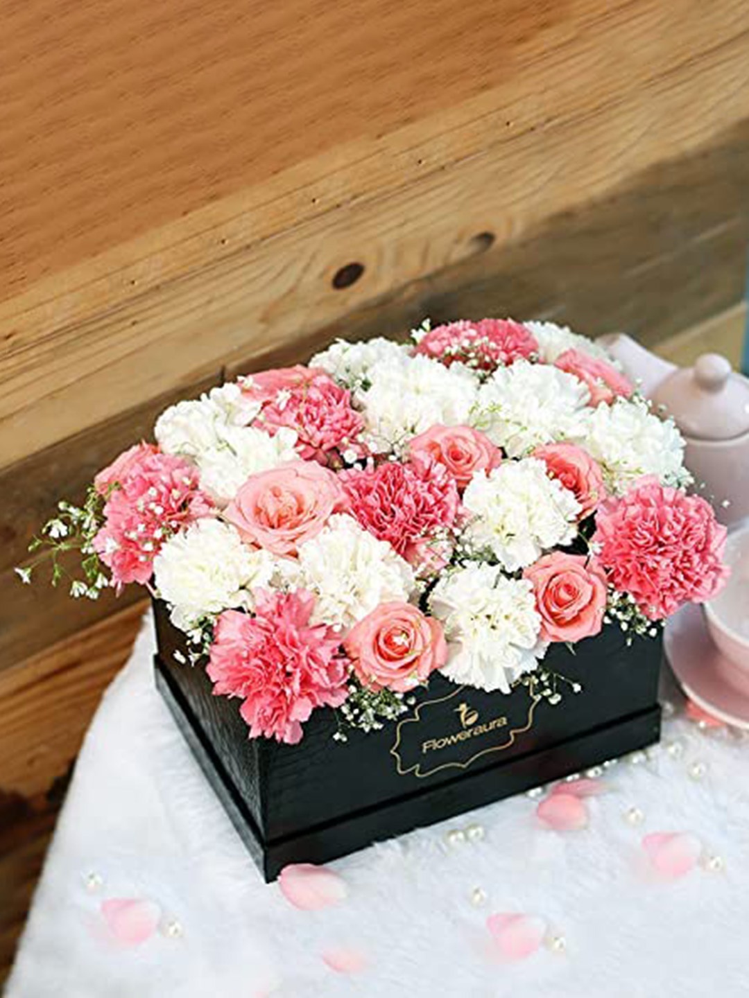 

Floweraura Pink & White 25 Pieces Mixed Fresh Live Roses Flowers Bouquet With Box