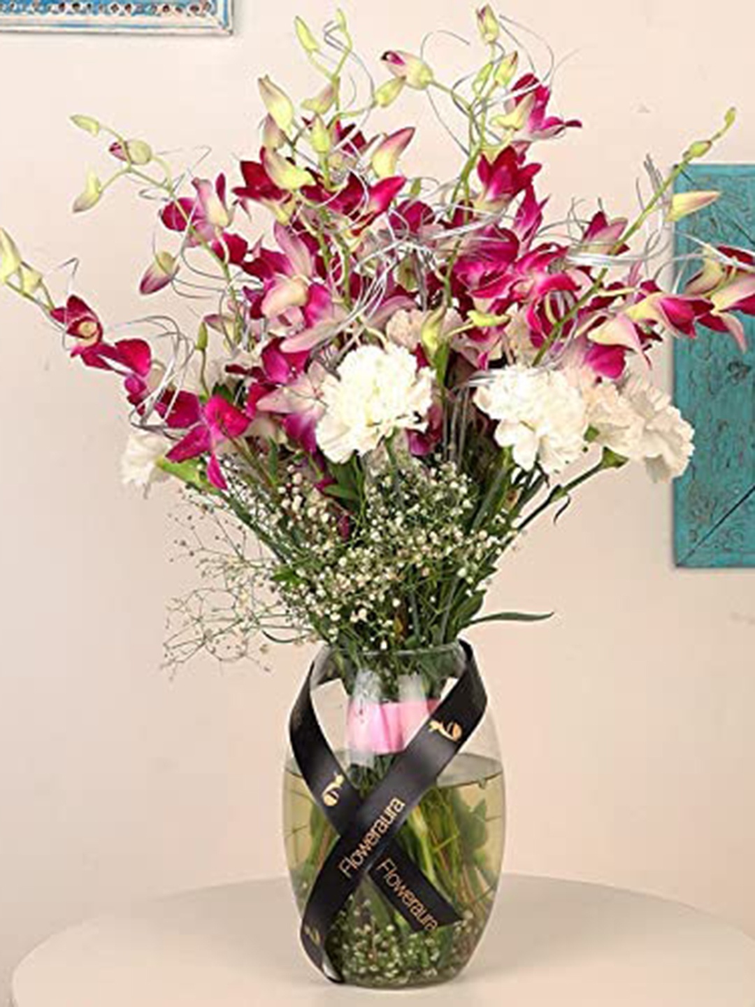 

Floweraura Purple & White 16 Pcs Fresh Live Flowers Glass Bouquet