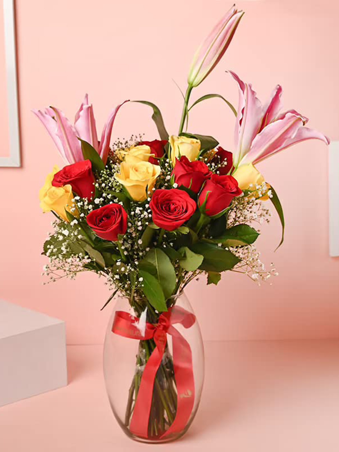 

Floweraura Red & Yellow 21 Pieces Mixed Fresh Live Flowers Bouquet with Glass Vase