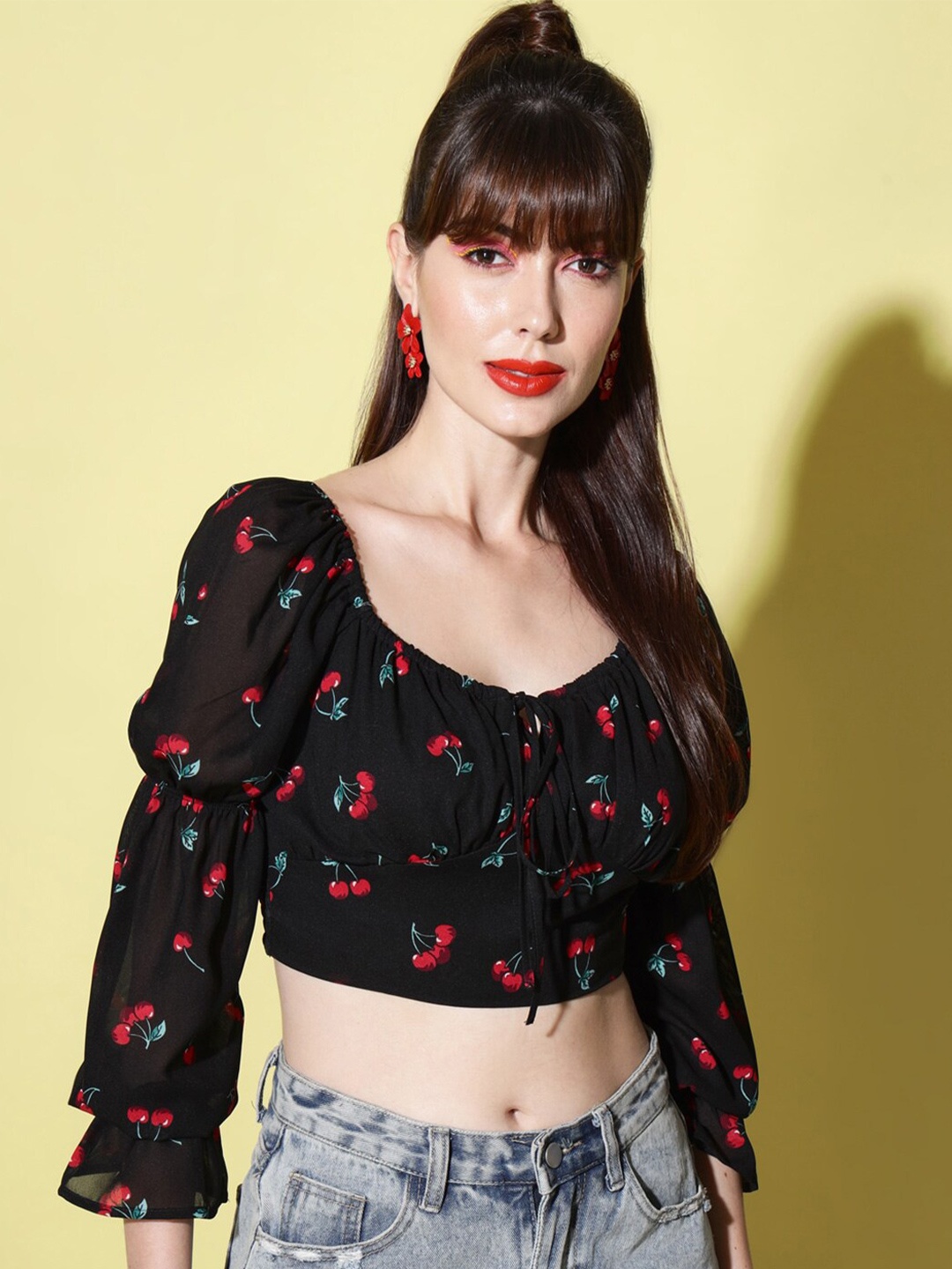 Slenor Floral Printed Bell Sleeve Georgette Blouson Crop Top, Black