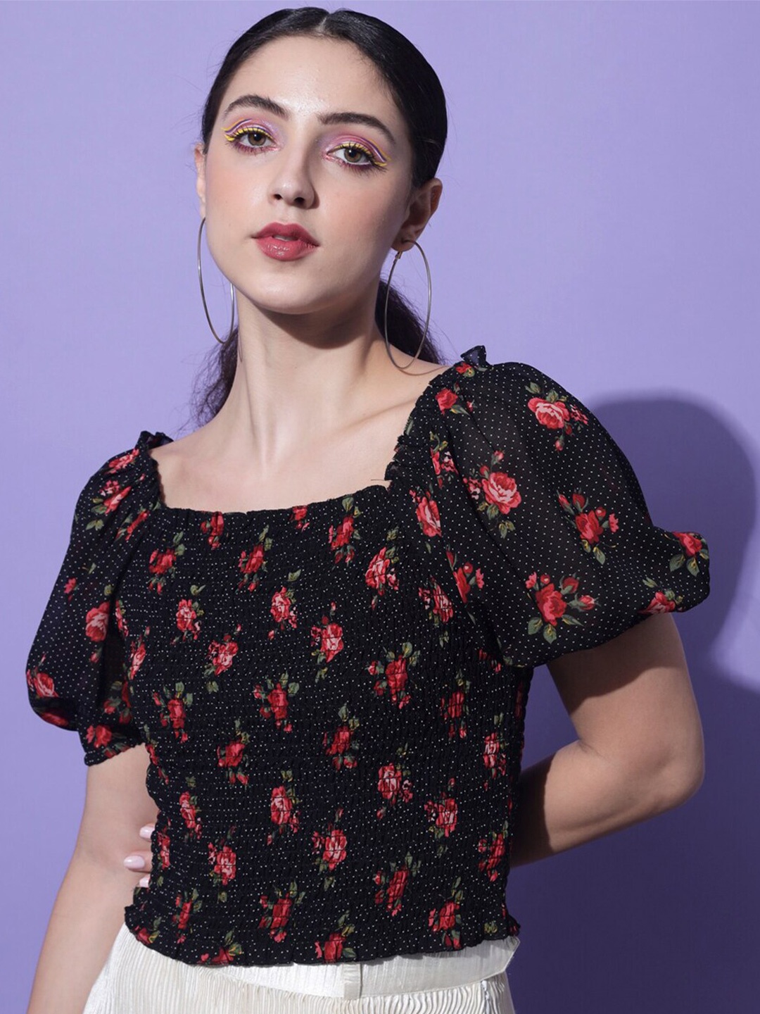 

Slenor Floral Printed Square Neck Puff Sleeves Crop Fitted Top, Black