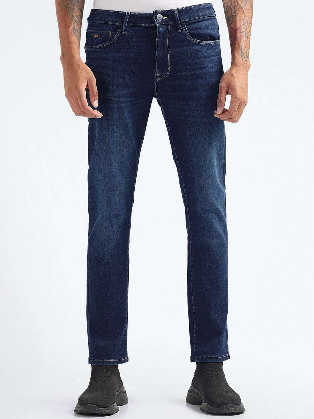 

Flying Machine Men Tapered Fit Light Fade Stretchable Jeans, Blue
