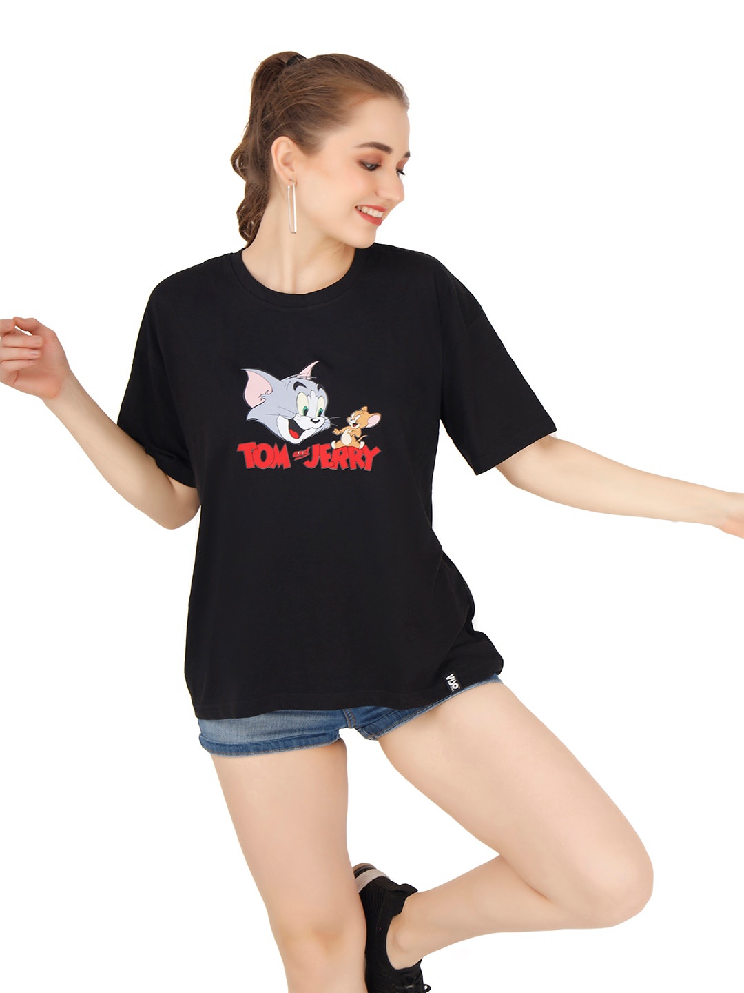 

VISO Tom & Jerry Printed Round Neck Drop-Shoulder Sleeves Oversized T-shirt, Black