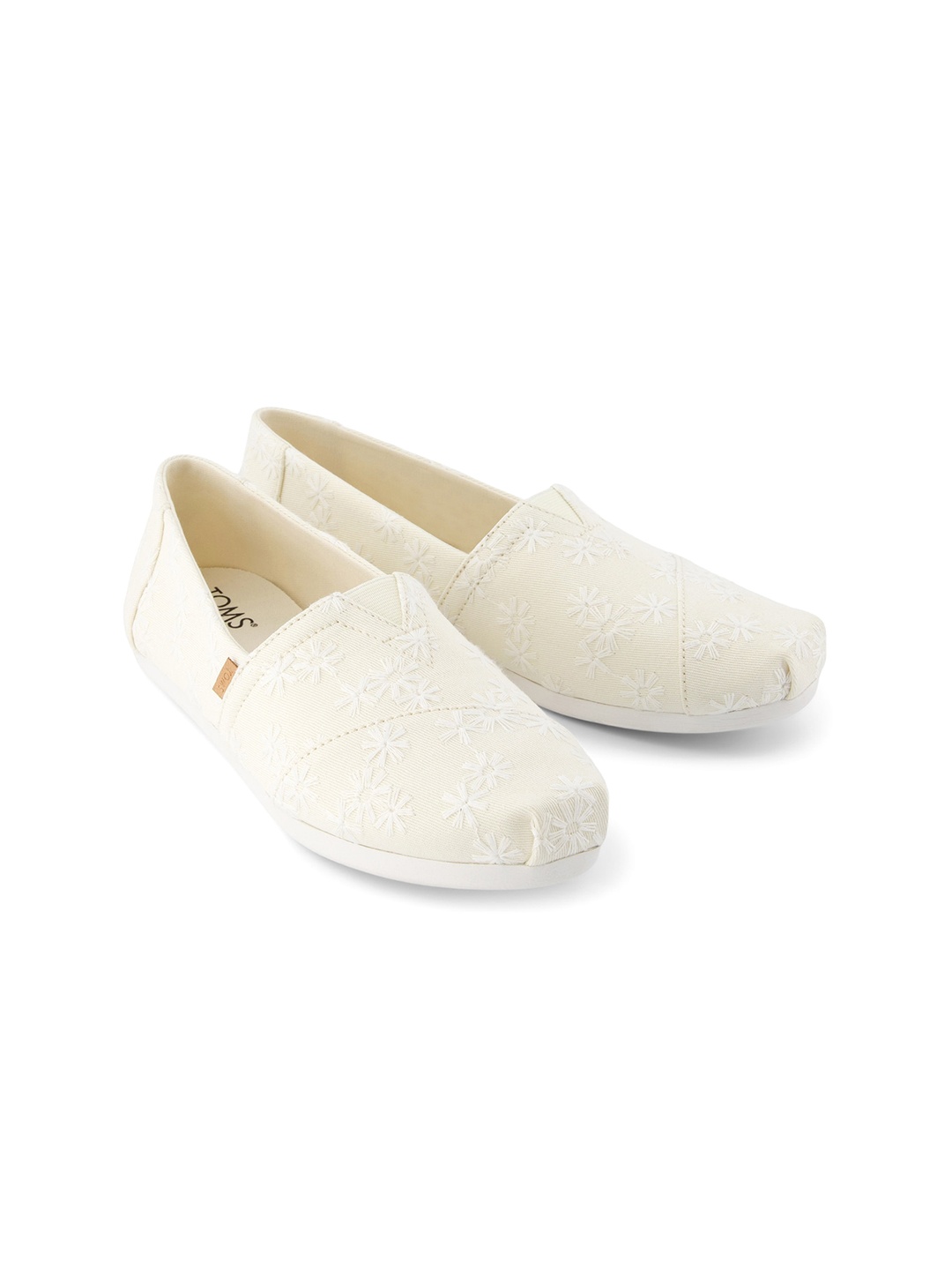 

TOMS Women Textured Women Textured Slip-On Sneakers, Beige