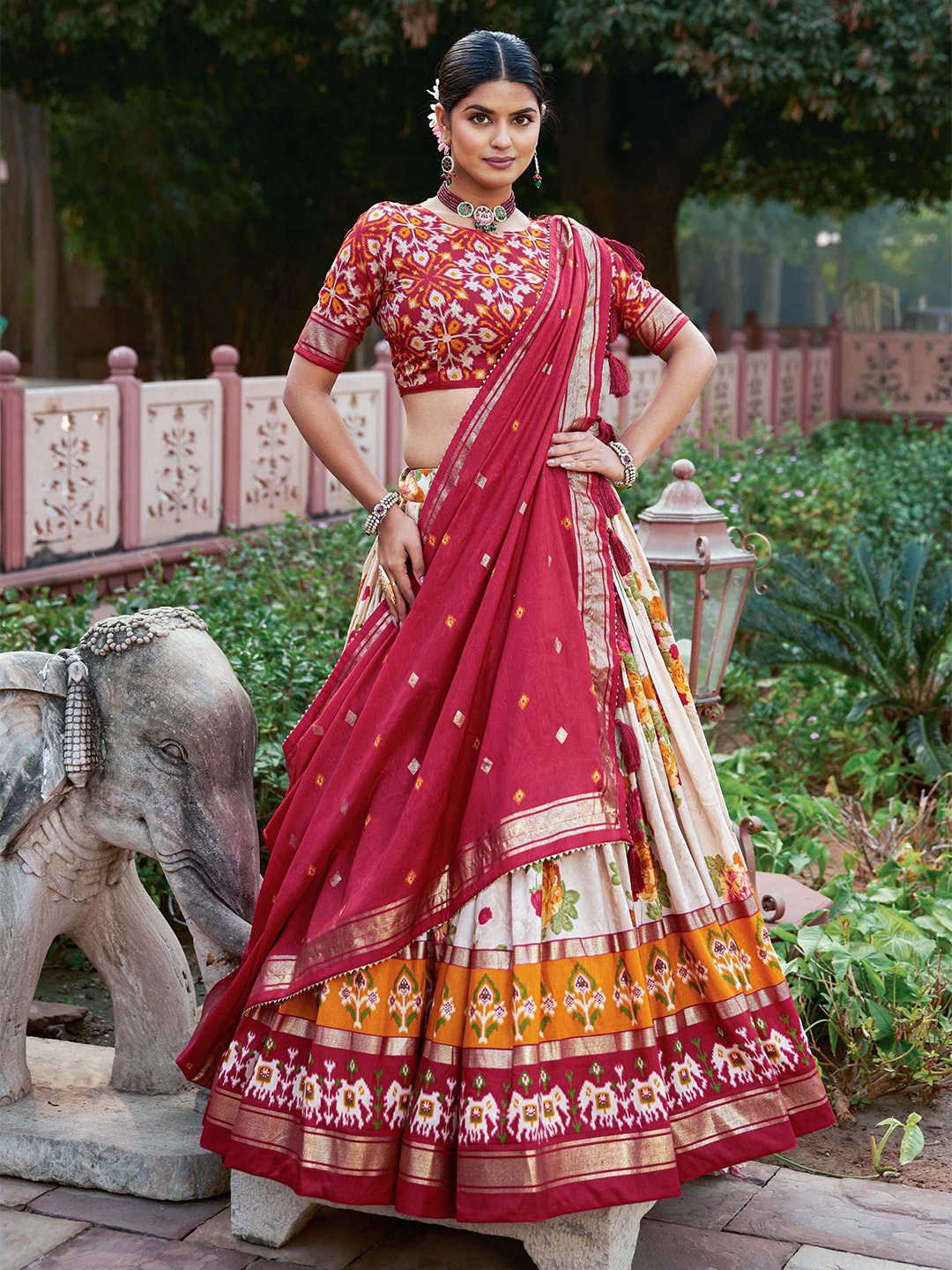 

LOOKNBOOK ART Ethnic Motifs Printed Semi-Stitched Lehenga & Unstitched Blouse With Dupatta, Red