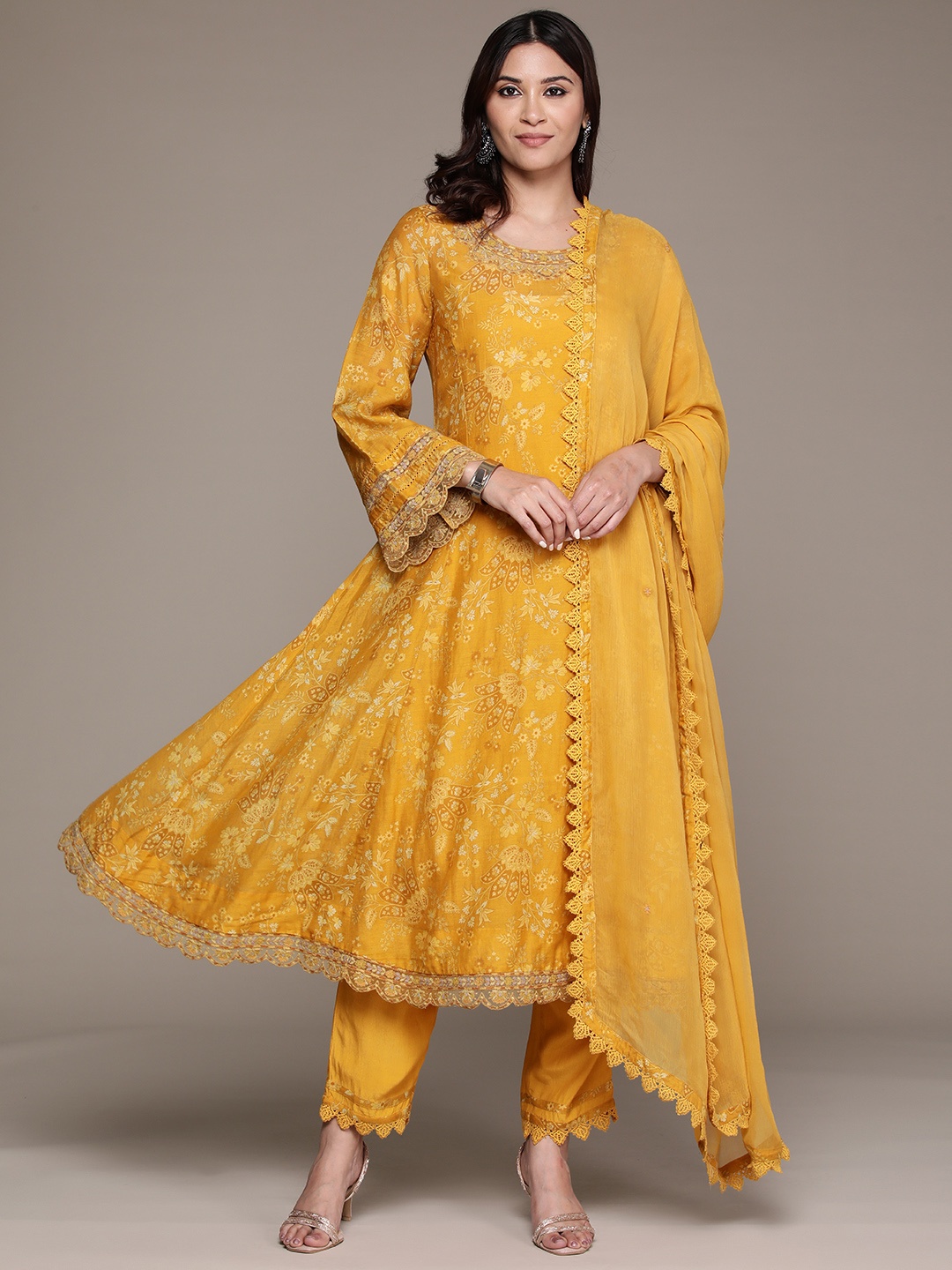 

Ritu Kumar Women Floral Printed Regular Thread Work Kurta with Trousers & With Dupatta, Yellow