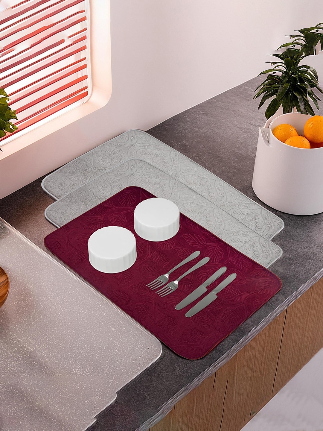 

Kuber Industries 3Pcs Grey Microfiber Rectangle Table Placemats