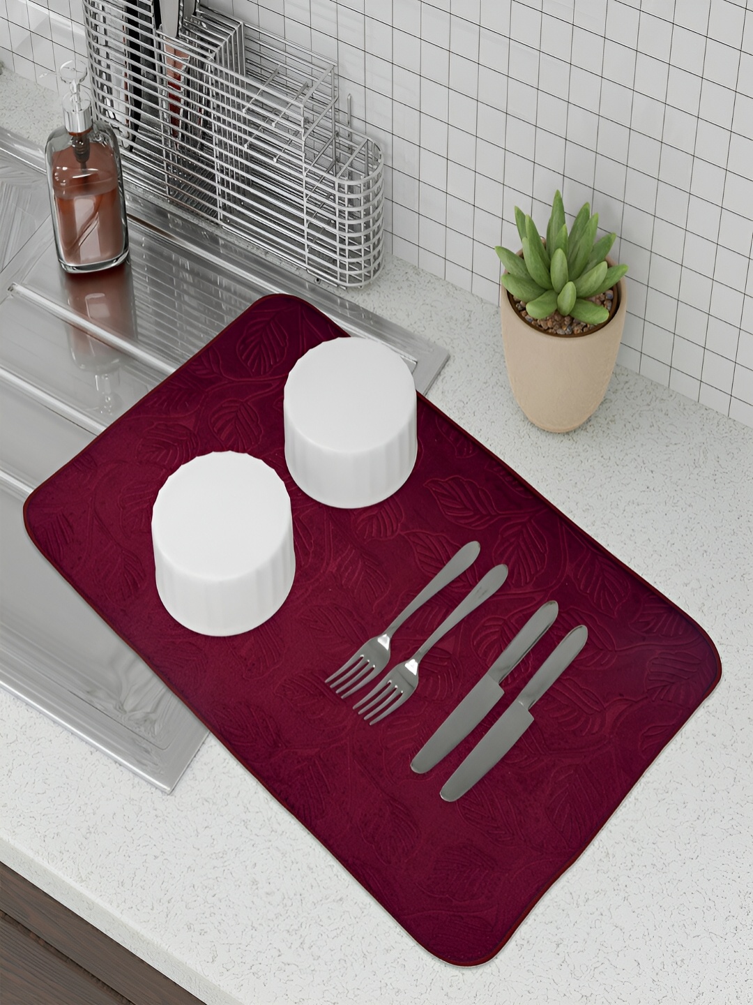 

Kuber Industries Set Of 2 Maroon Self Design Dish Dry Mat