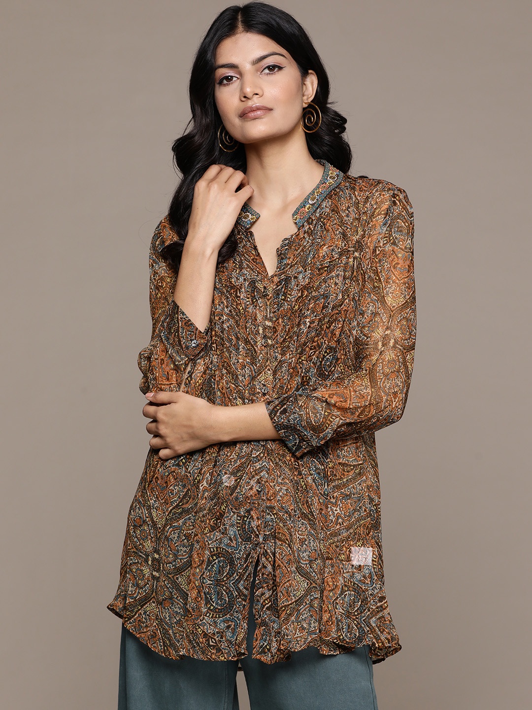 

Ritu Kumar Printed Mandarin Collar Longline Top with Camisole, Brown