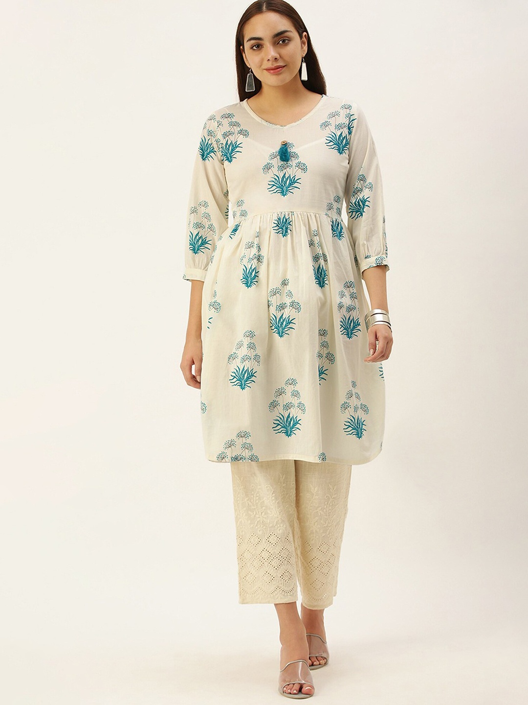 

HRITIKA Floral Embroidered V-Neck Three-Quarter Sleeves Gotta Patti Cotton Kurta, Mustard