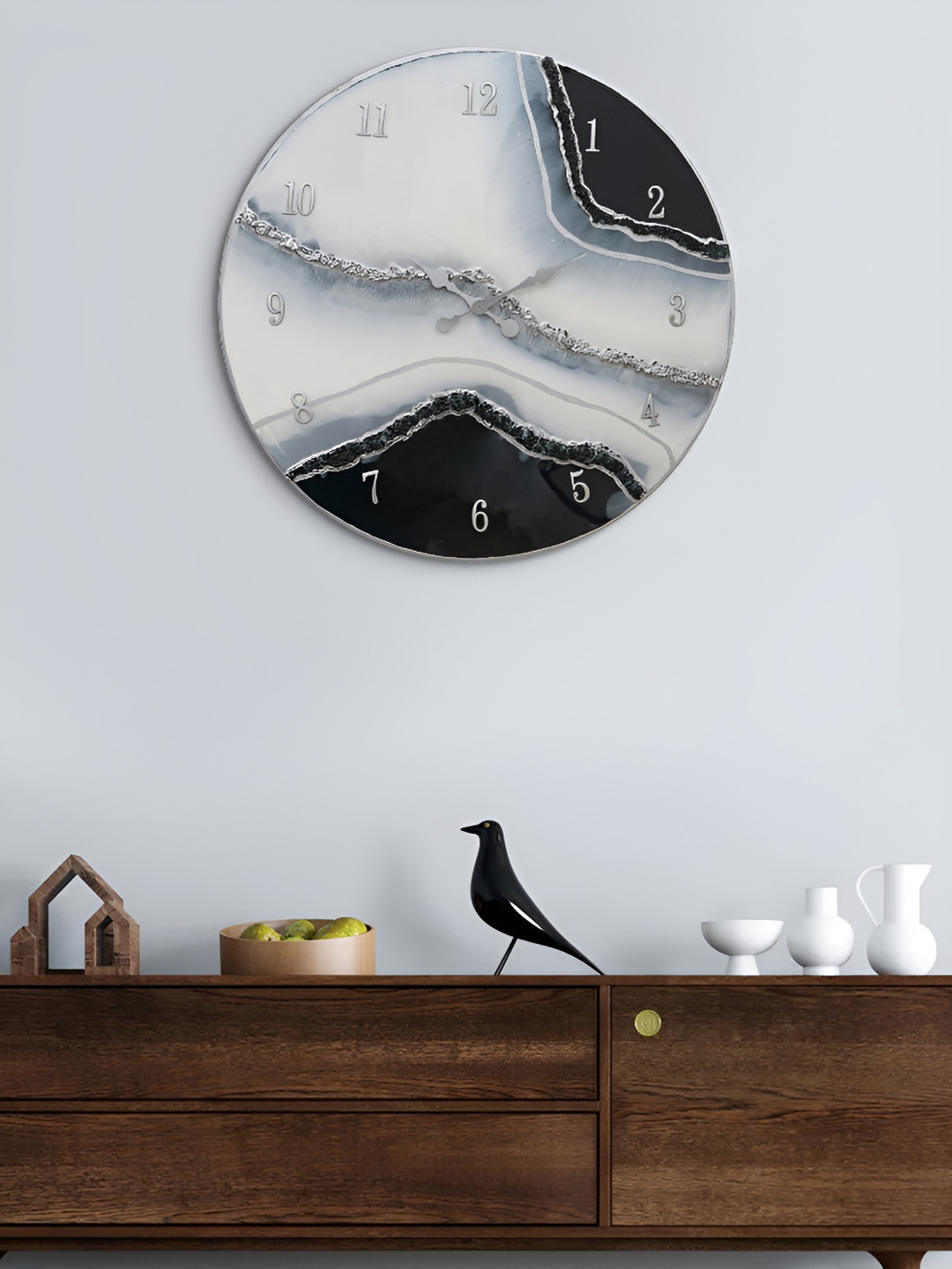 

Craft Smith White & Black Embellished Round Analogue Wall Clock