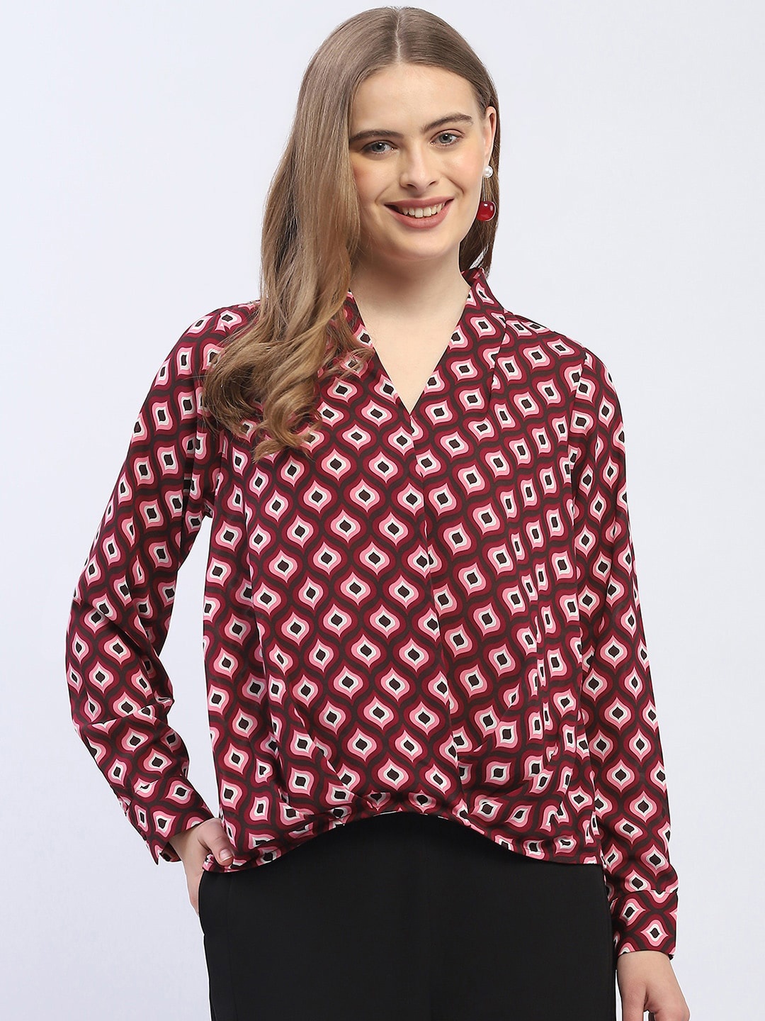 

Madame Geometric Print V-Neck Long Sleeves Shirt Style Top, Maroon