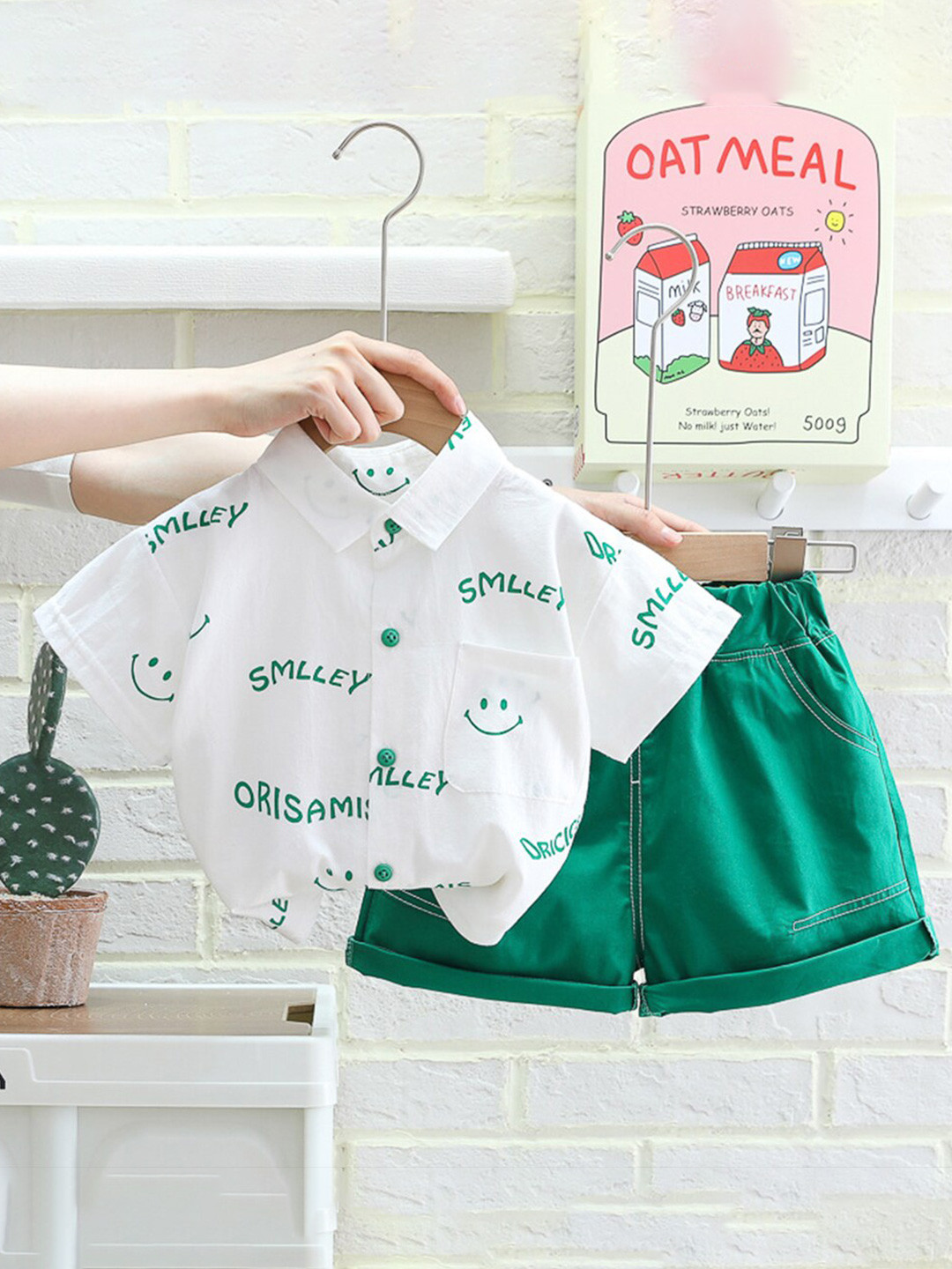 

INCLUD Boys Printed Shirt with Shorts, Green