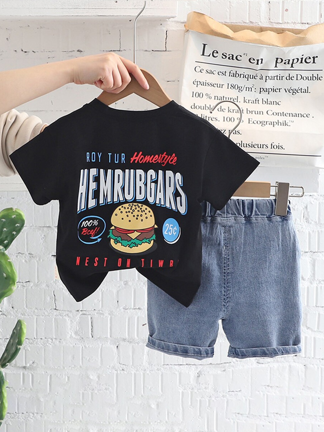 

INCLUD Boys Printed T-shirt with Shorts, Black