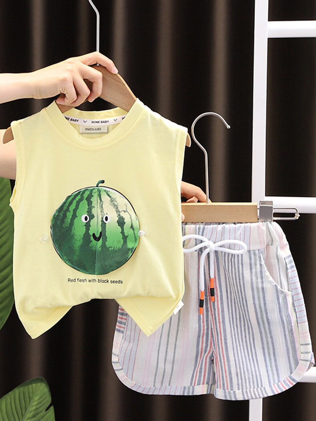 

INCLUD Boys Printed T-shirt With Shorts, Yellow