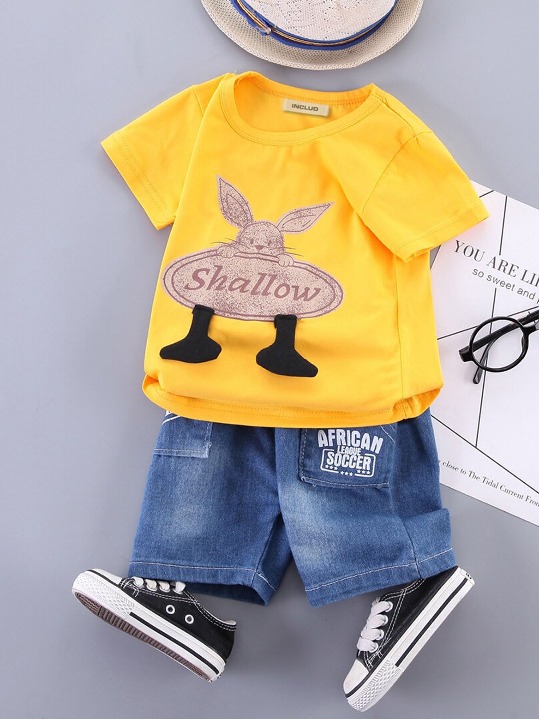 

INCLUD Boys Printed T-shirt with Shorts, Yellow