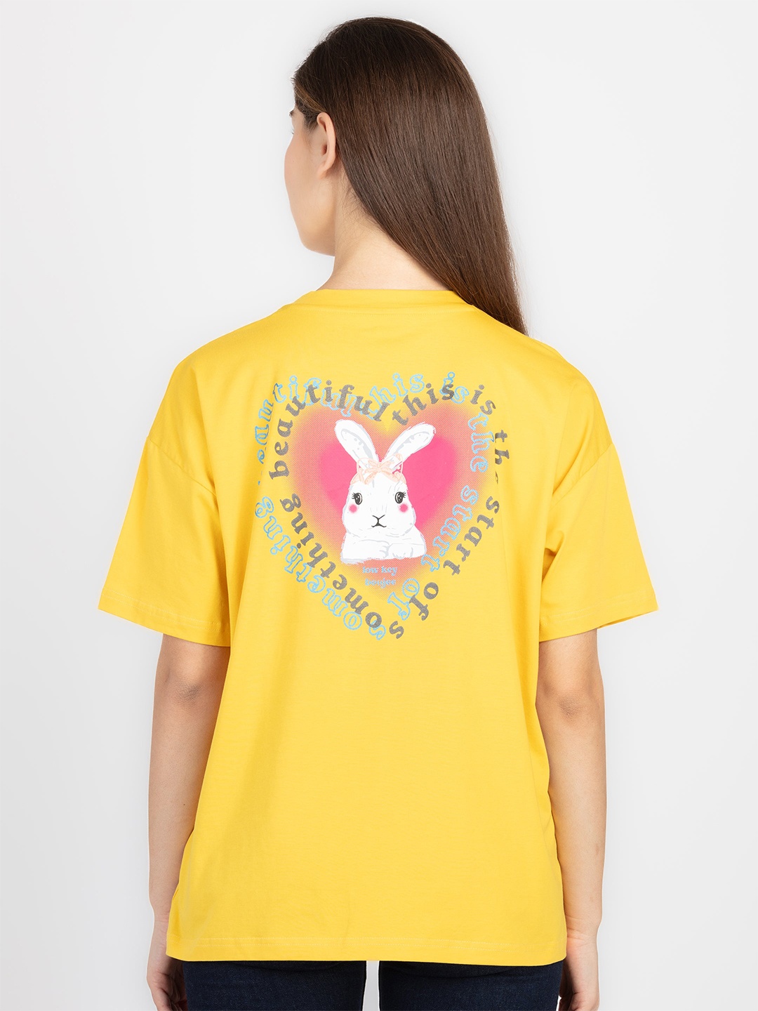

Status Quo Printed Drop-Shoulder Sleeves Pure Cotton Oversized T-shirt, Gold