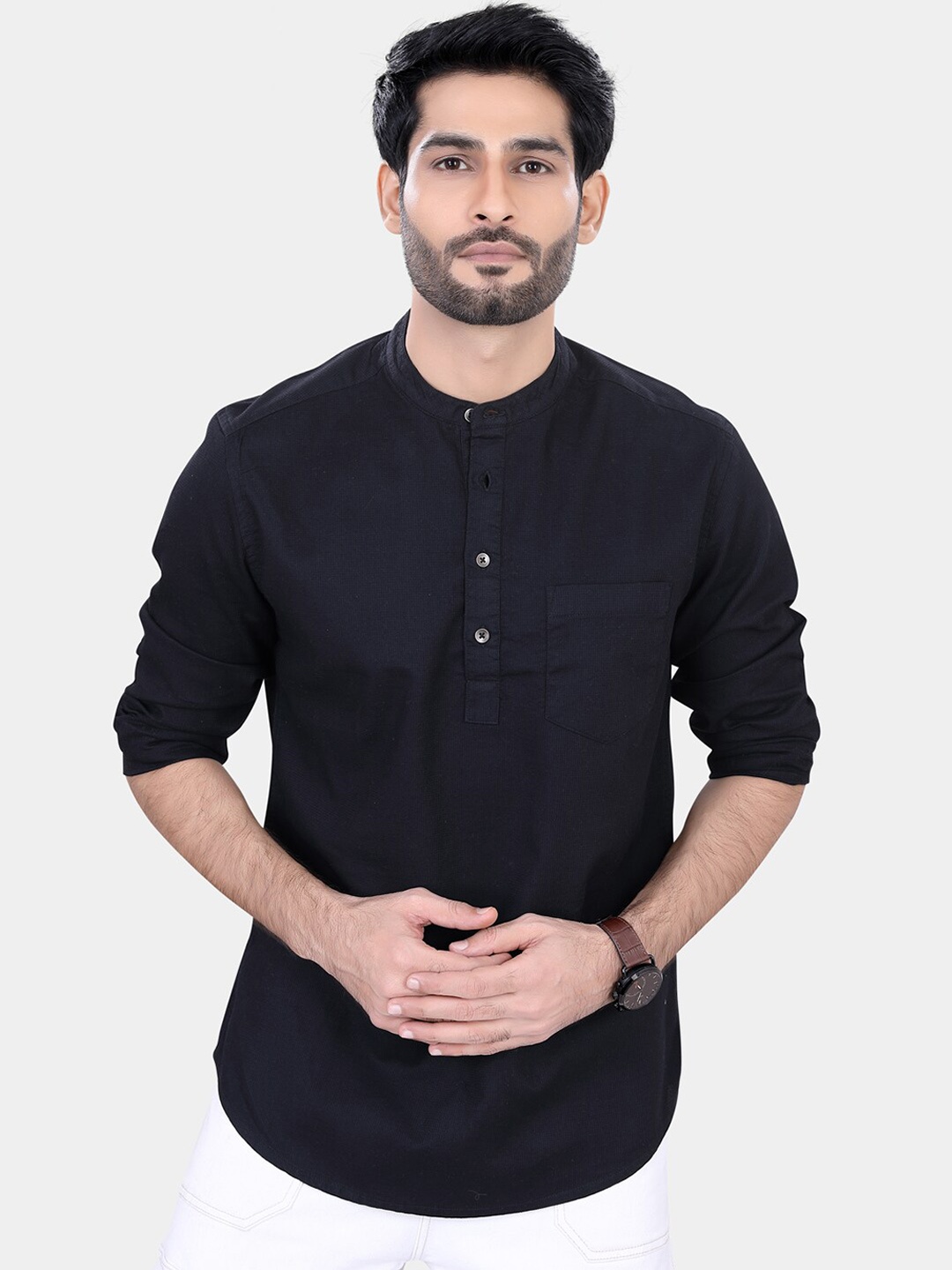 

VASTRADO Mandarin Collar Cotton Kurta, Black