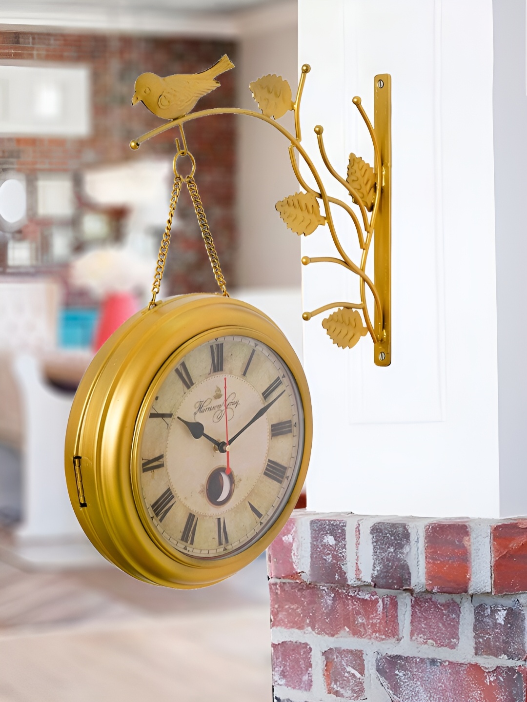 

Craft Smith Beige & White Embellished Traditional Wall Clock