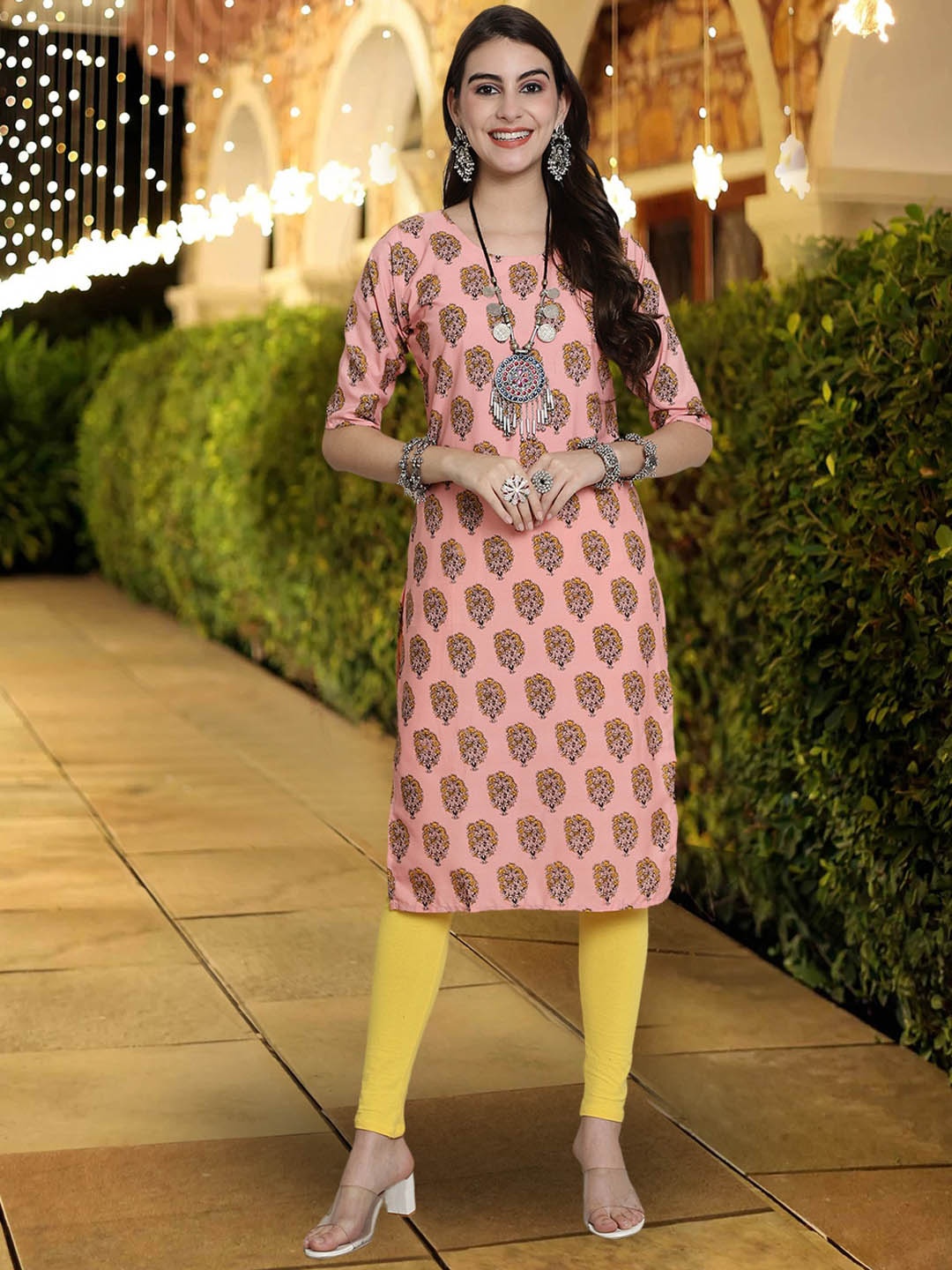 

7Threads Floral Printed Kurta, Pink