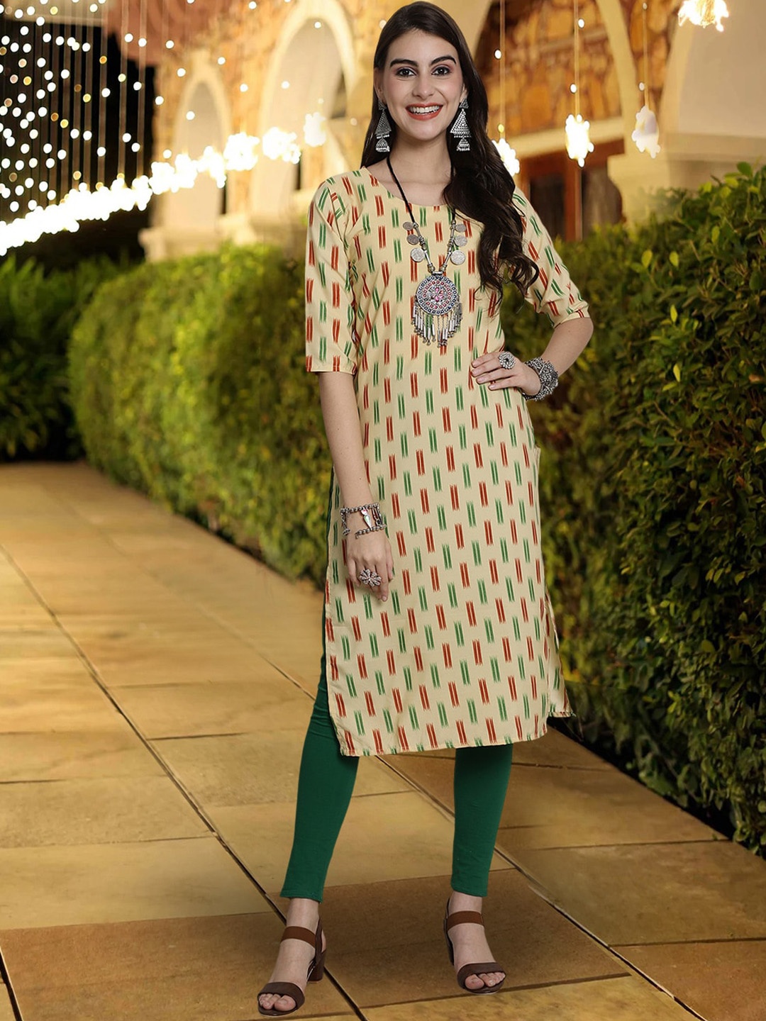 

7Threads Geometric Printed Round Neck Crepe Straight Kurta, Yellow