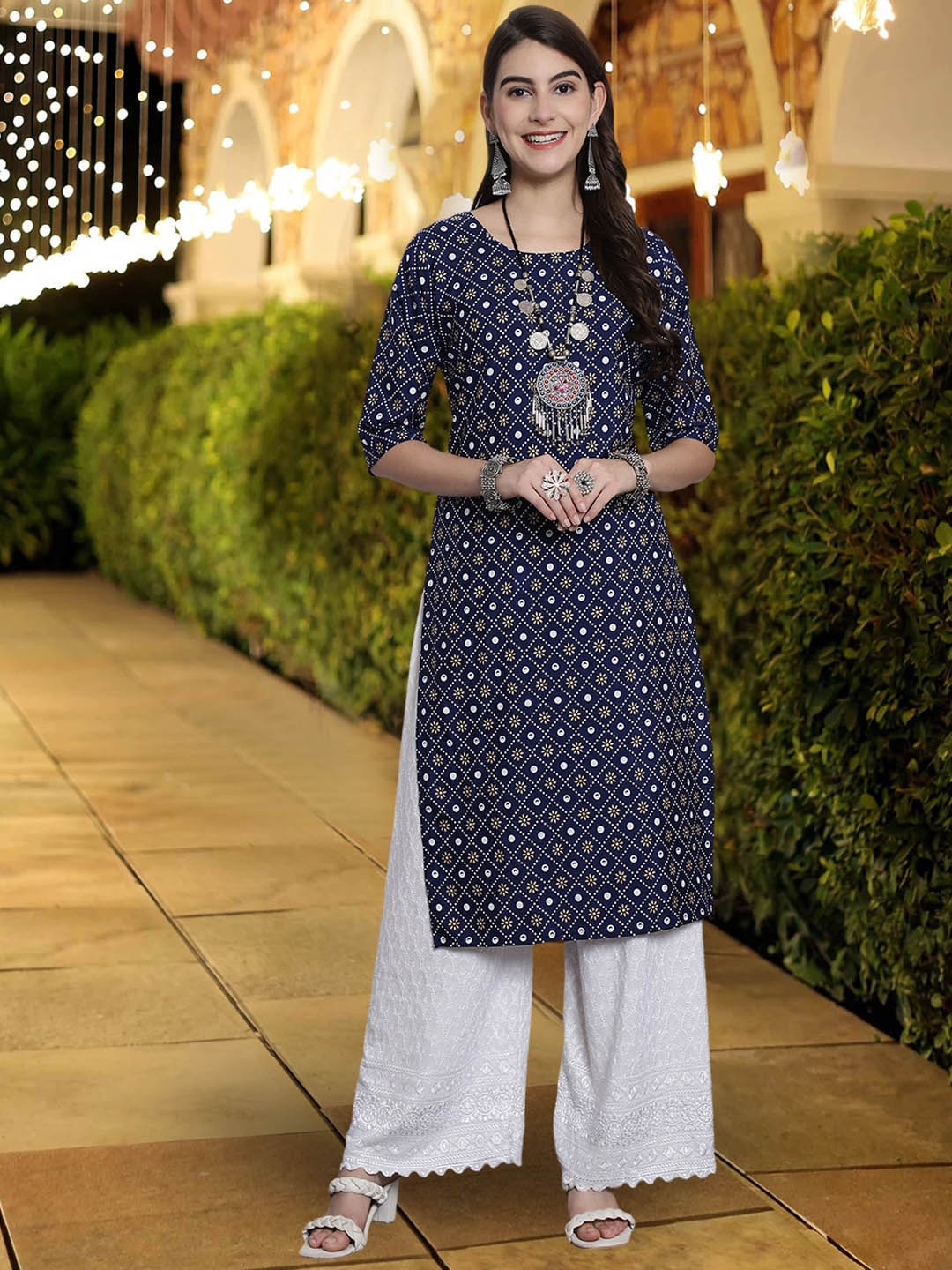 7Threads Ethnic Motifs Printed Straight Kurta, Blue