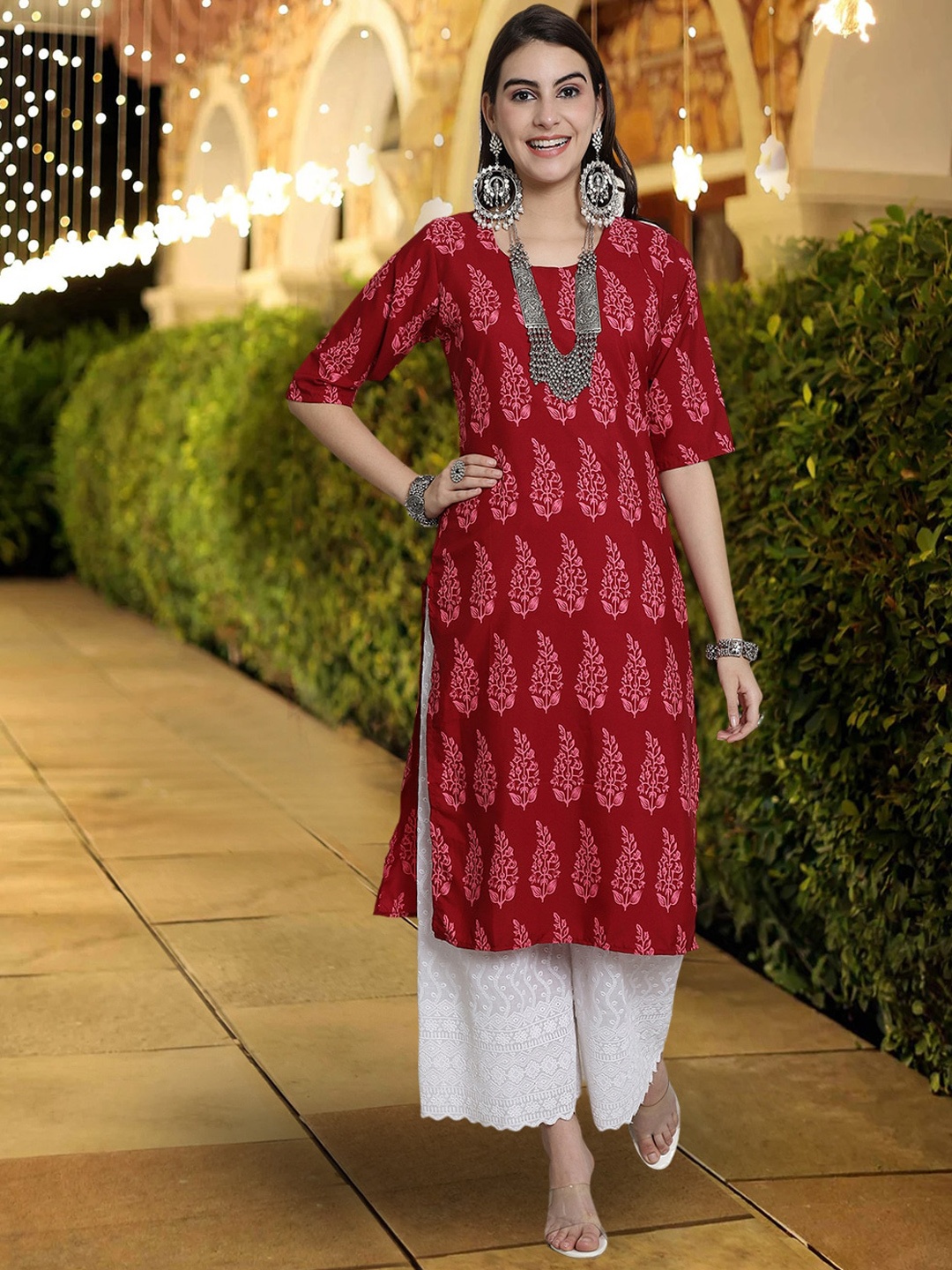 

7Threads Floral Printed Straight Kurta, Red