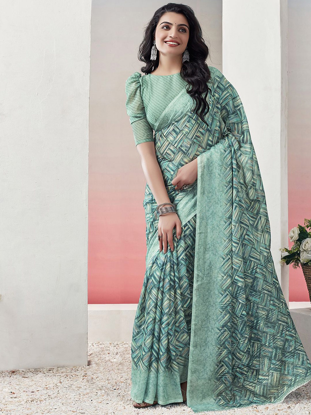 

KALINI Poly Chiffon Sungudi Saree, Green
