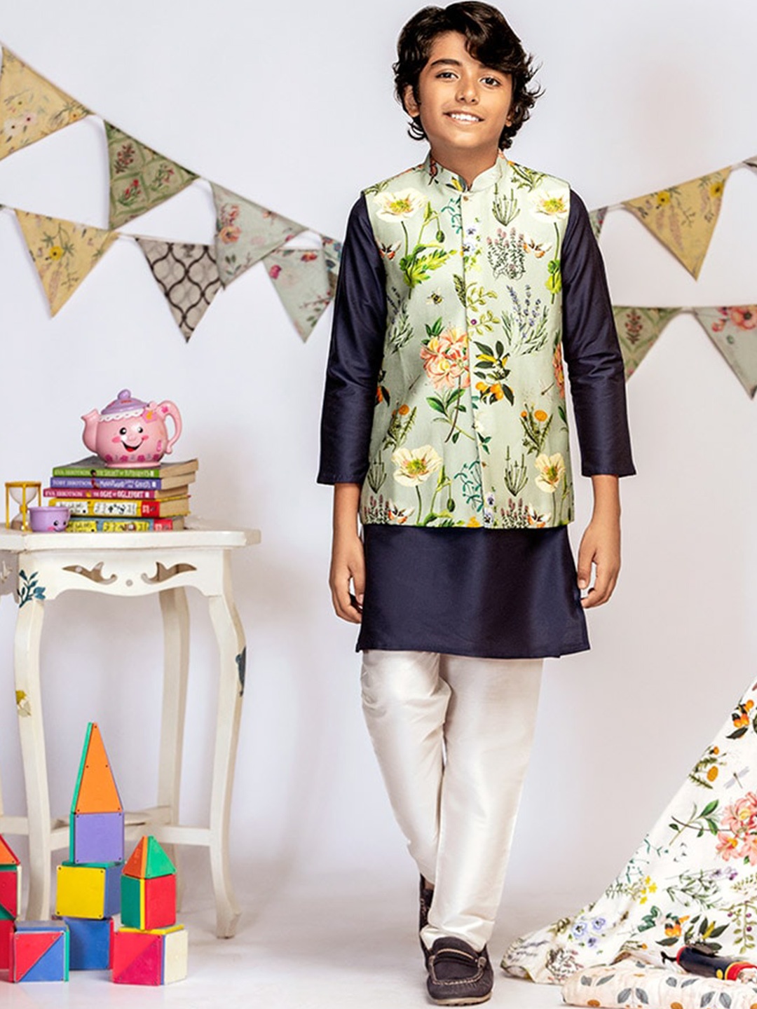 

PS KIDS BY PAYAL SINGHAL Boys Regular Chanderi Silk Kurta with Churidar, Blue