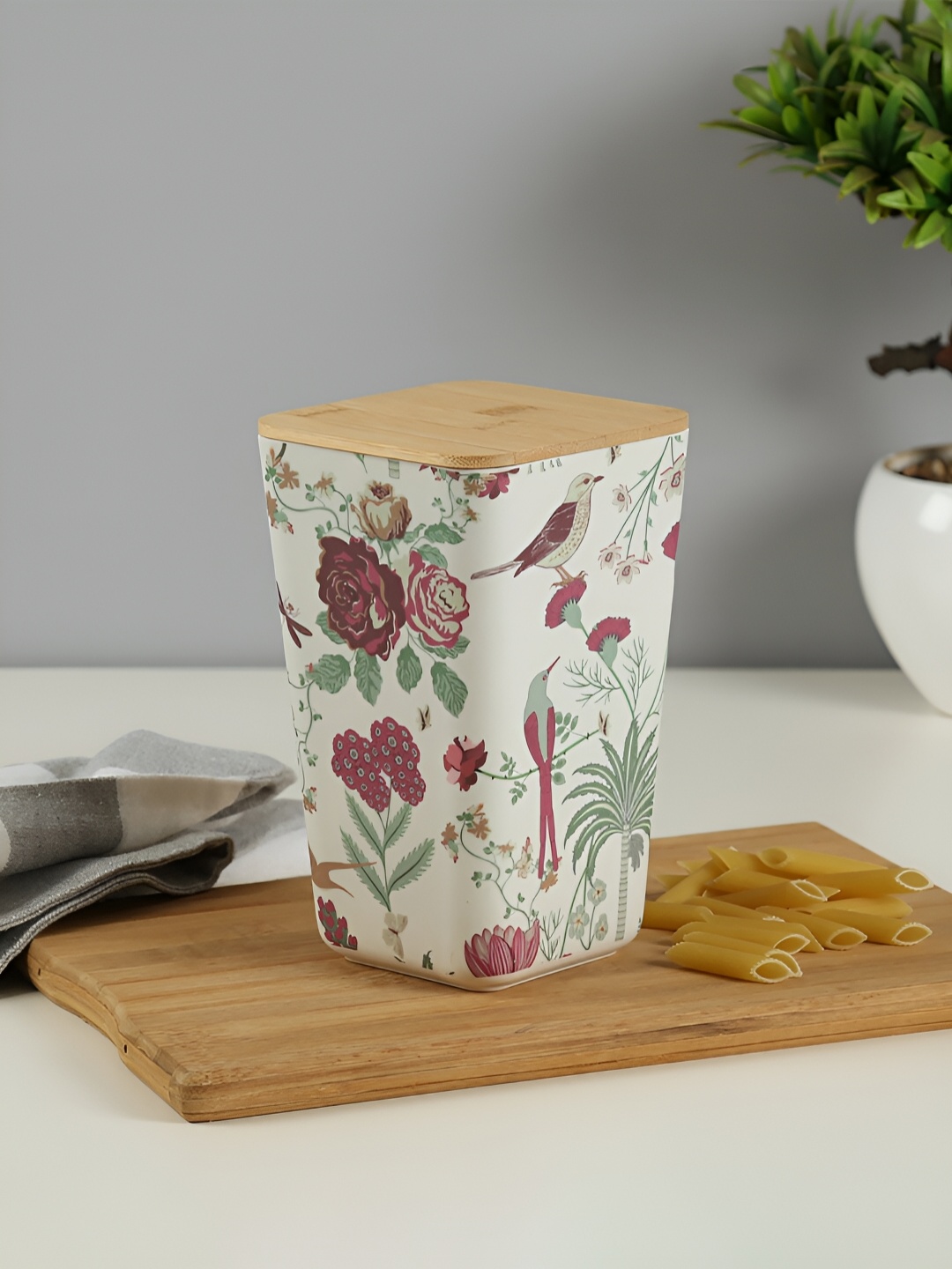 

India Circus by Krsnaa Mehta White & Pink Bamboo Food Container