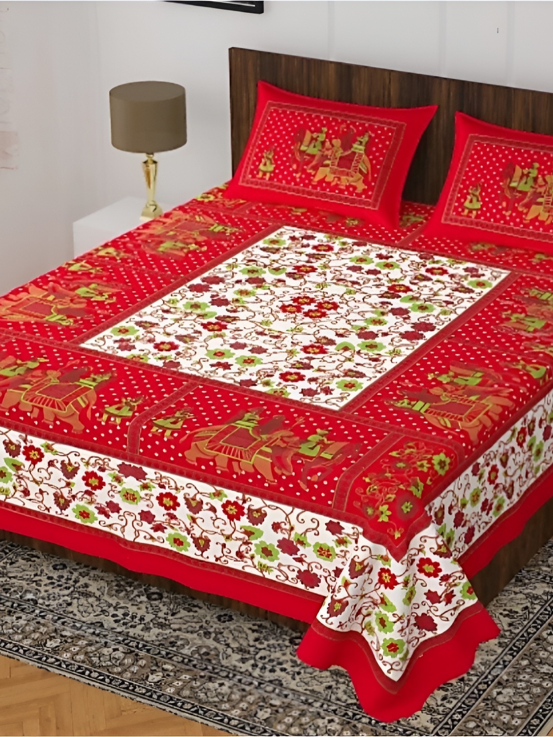 

Sohibe Printed Red & White Printed Cotton Bedcover With 2 Pillow Set