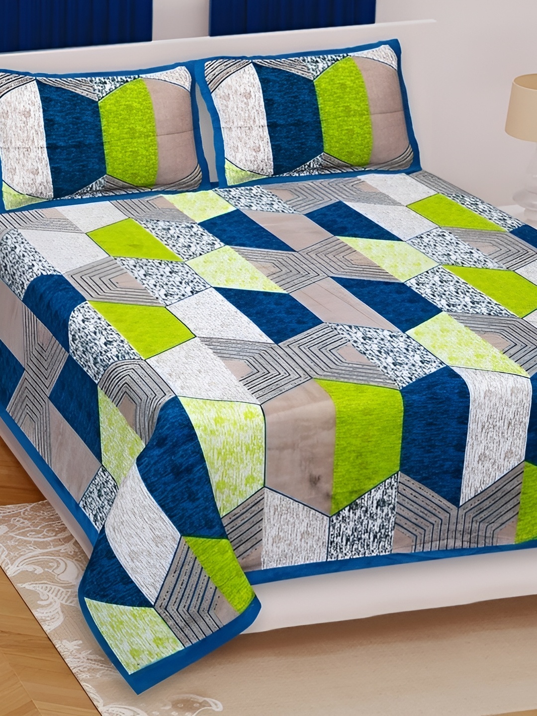 

Sohibe Printed Green & Blue Printed Cotton Bedcover With 2 Pillow Set