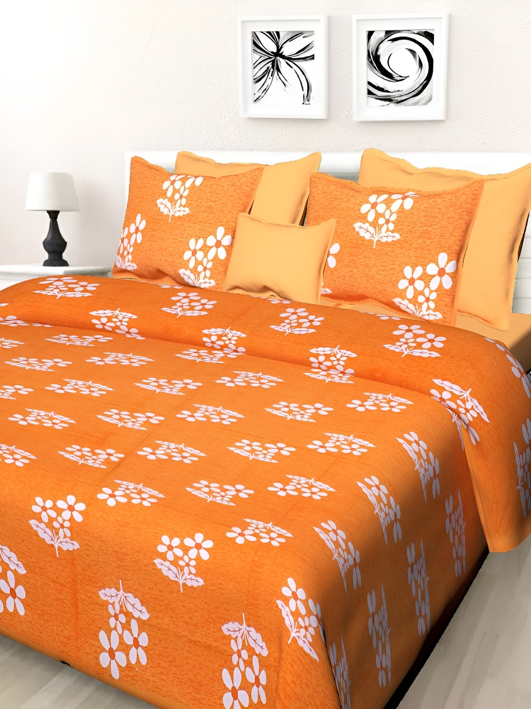 

Sohibe Orange Colored & White Printed Pure Cotton Bedcover With 2 Pillow Set