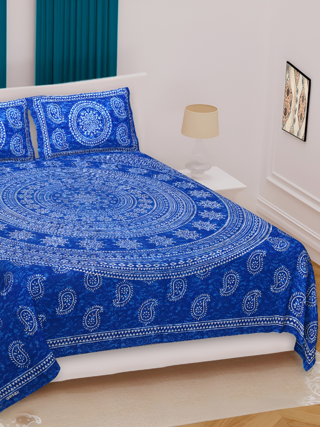 

Sohibe Blue & White Printed Pure Cotton Bedcover With 2 Pillow Set