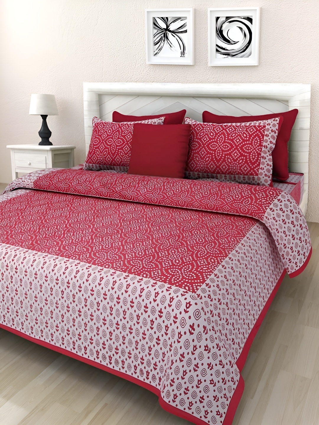 

Sohibe Red & White Printed Pure Cotton Bedcover With 2 Pillow Set