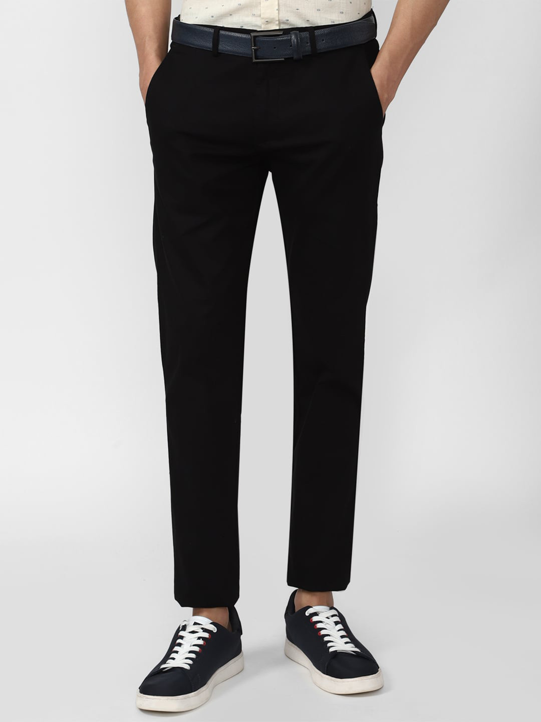 

Peter England Casuals Men Slim Fit Mid-Rise Casual Trousers, Black