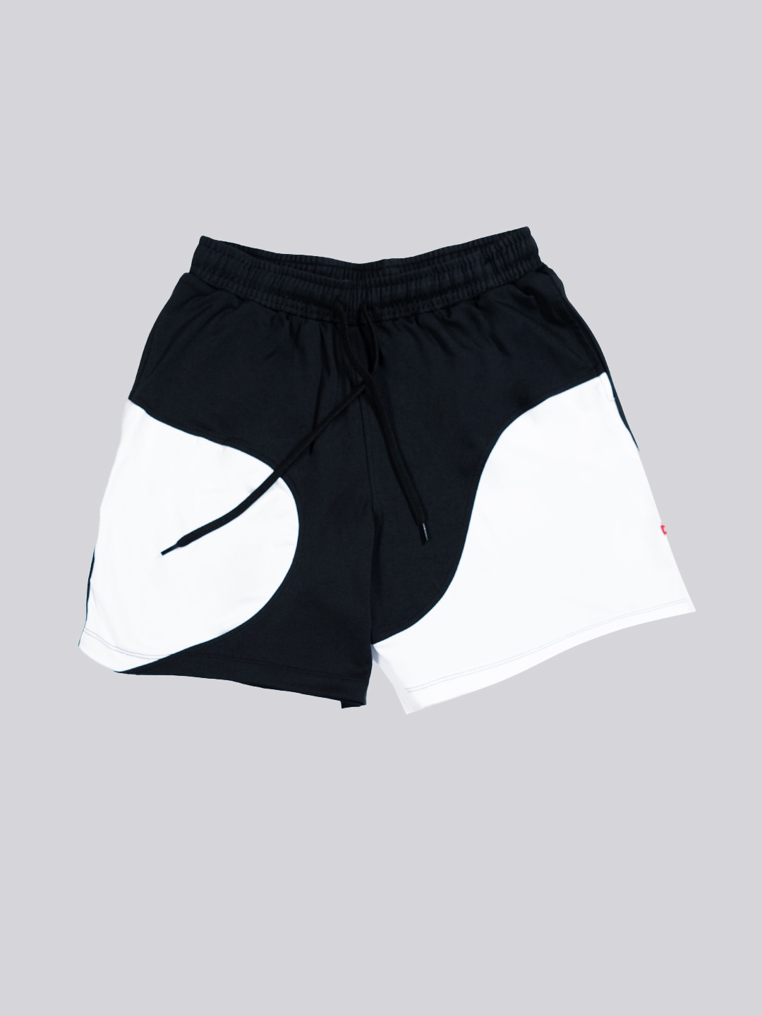 

HYVE Boys Colourblocked Low-Rise Shorts, Black