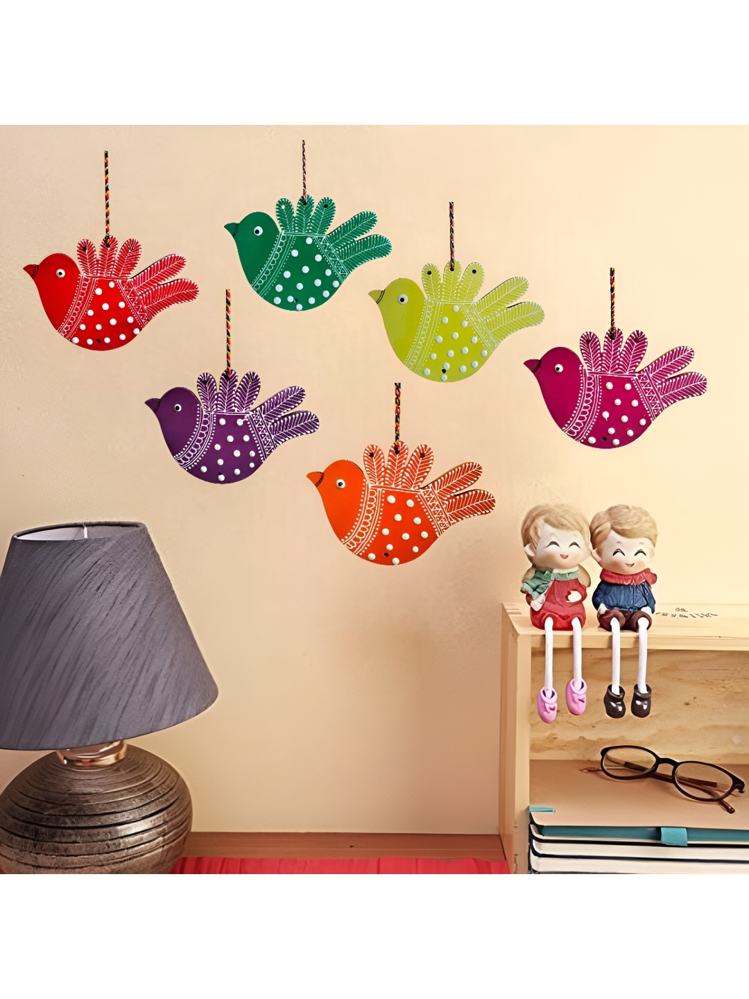 

Sohibe 6Pcs Red & Green Printed Wall Hanging