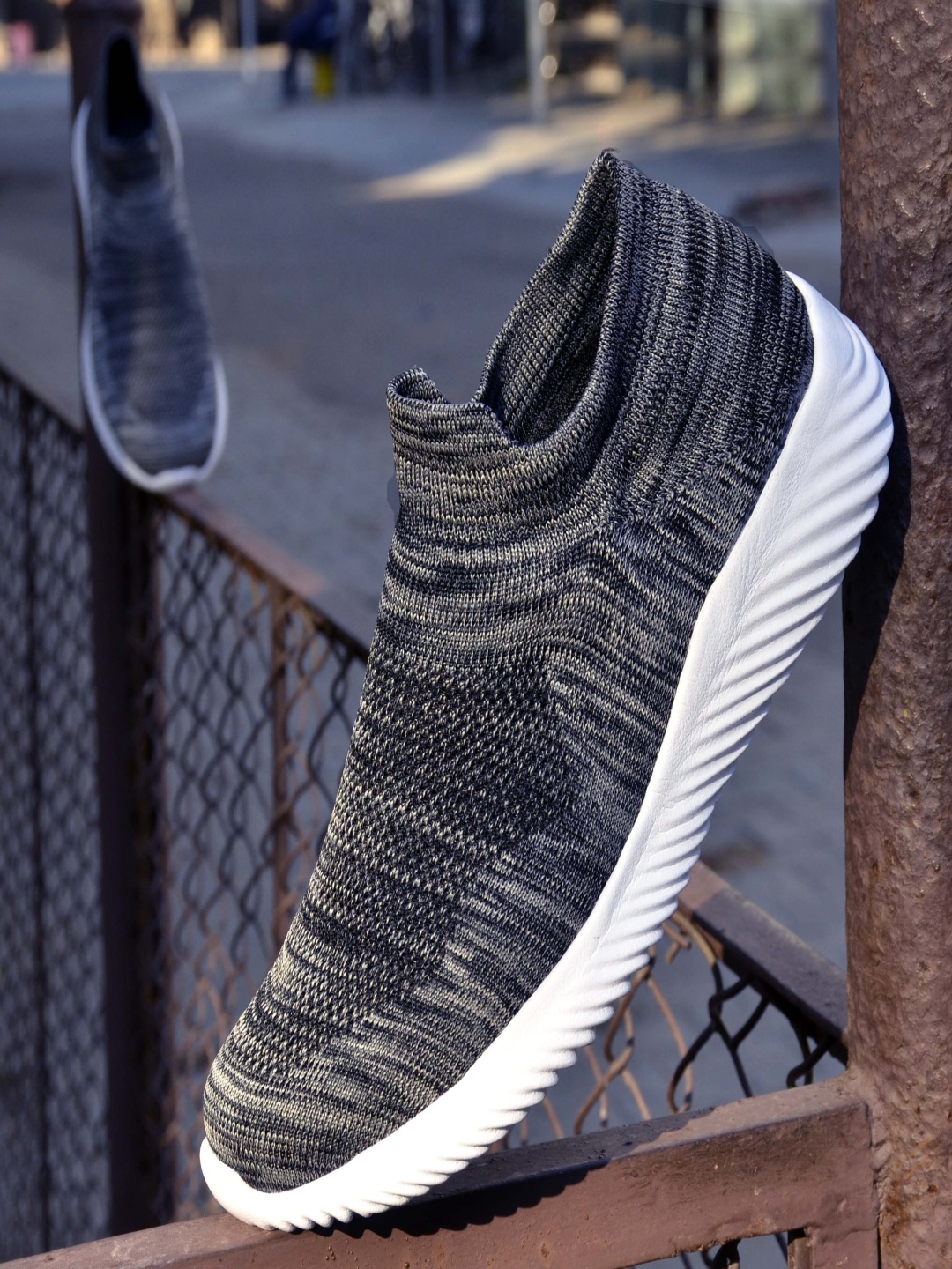 

aadi Men Mesh Running Non-Marking Shoes, Grey