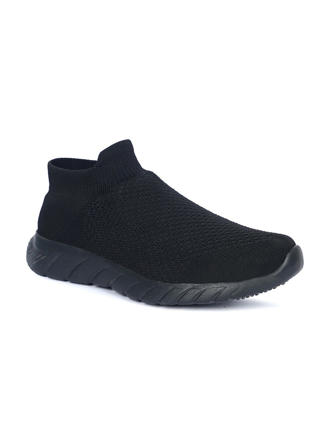 

aadi Men Mesh Running Non-Marking Shoes, Black