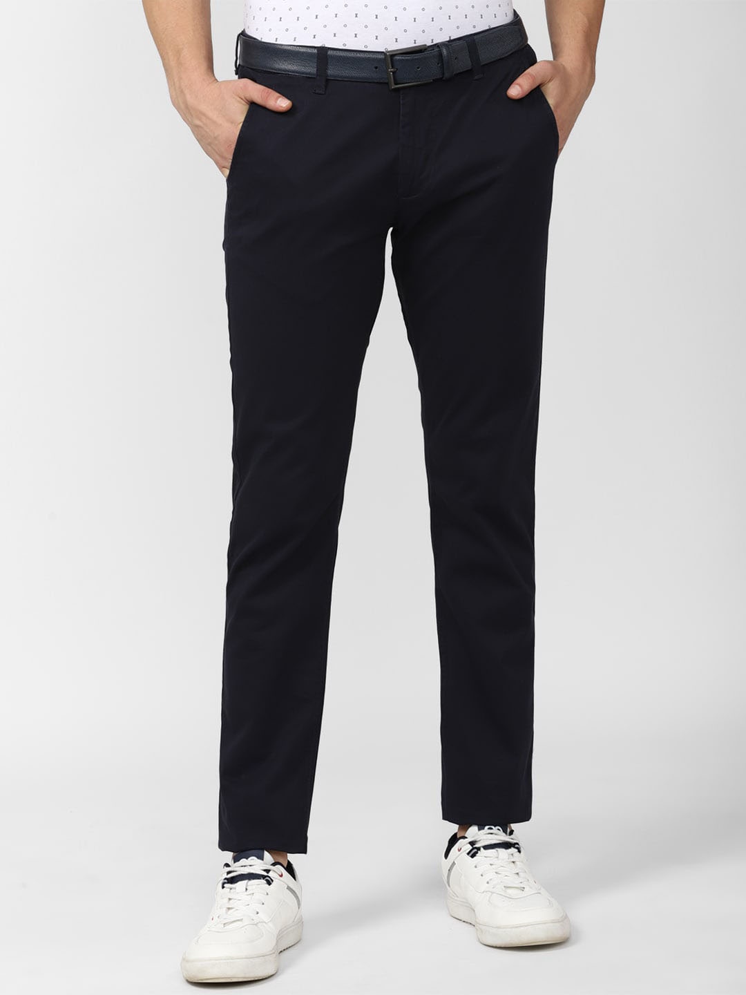 

PETER ENGLAND UNIVERSITY Men Slim Fit Mid-Rise Casual Trousers, Navy blue