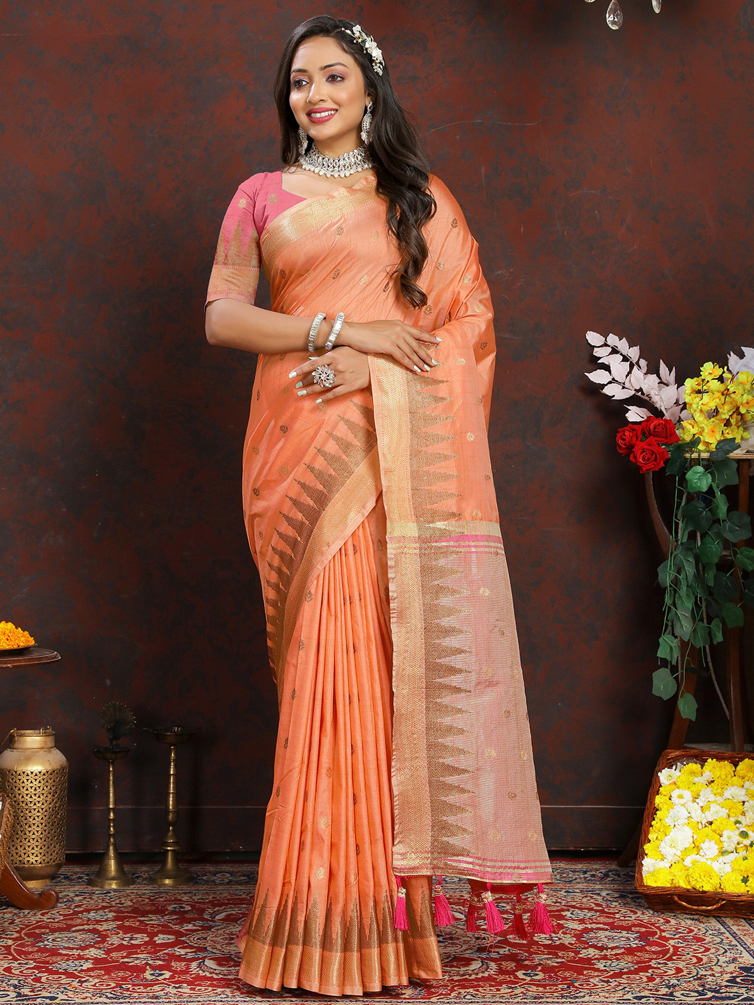 

YAVIRA SILK Woven Design Zari Silk Cotton Banarasi Saree, Peach