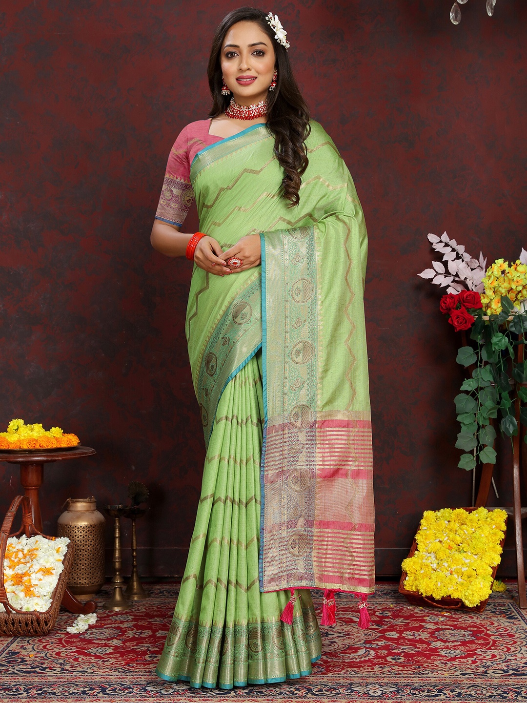 

YAVIRA SILK Woven Design Zari Silk Cotton Banarasi Saree, Lime green