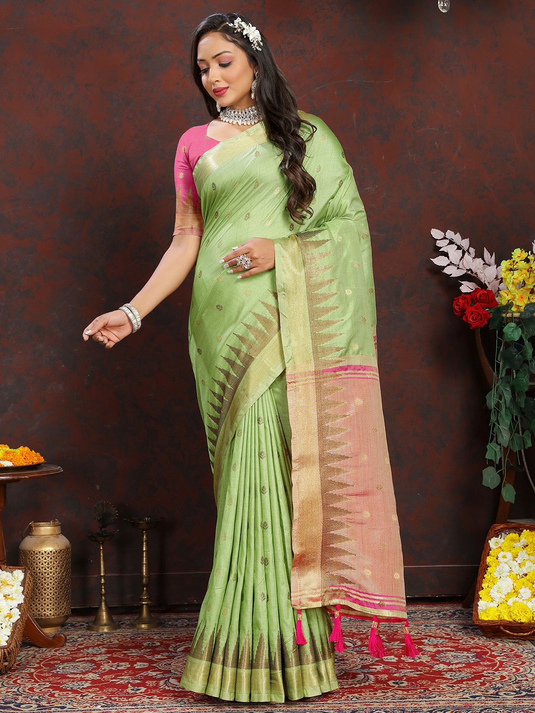 

YAVIRA SILK Woven Design Zari Silk Cotton Banarasi Saree, Lime green