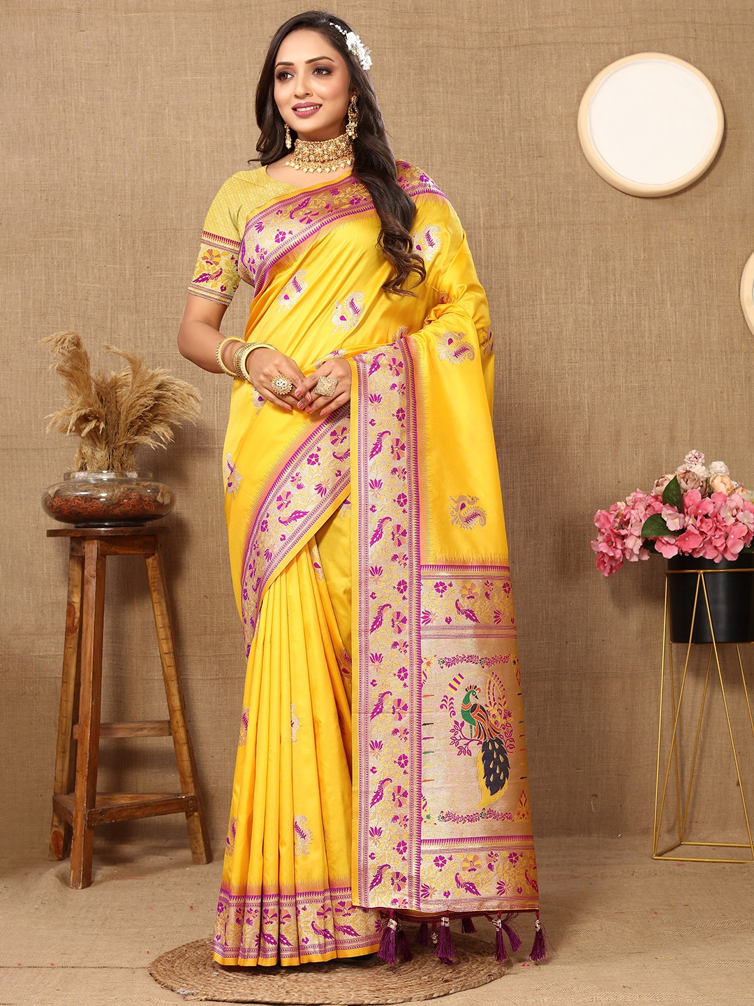

YAVIRA SILK Woven Design Zari Art Silk Paithani Saree, Yellow