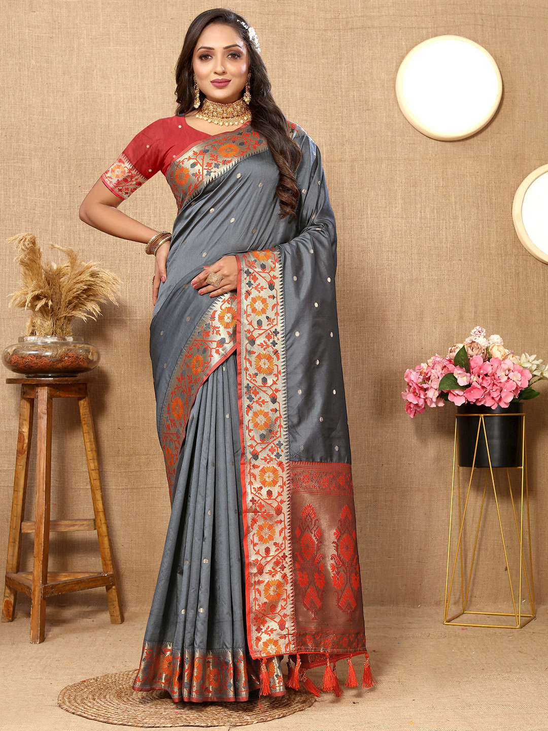 

YAVIRA SILK Woven Design Zari Art Silk Paithani Saree, Grey