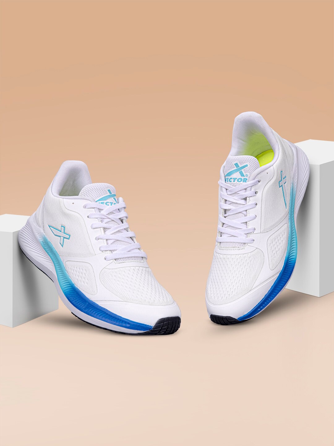 

VECTOR X Unisex Mesh Running Non-Marking Shoes, White