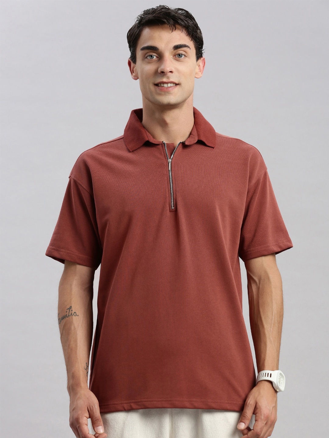 

MADSTO Men Polo Collar Pockets T-shirt, Maroon