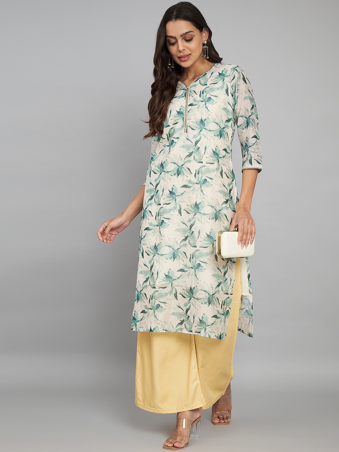 

Label Khoj Floral Printed Gotta Patti Straight Kurta, Off white